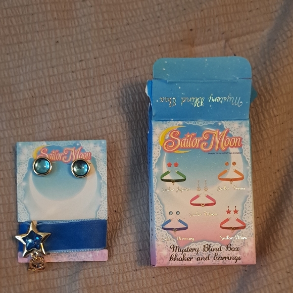 Sailor Moon Blue Star Earrings and Choker Set - Picture 1 of 1